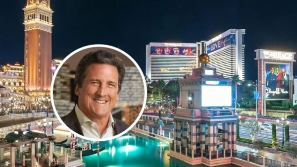 MGM Extends Hornbuckle as CEO Through 2028